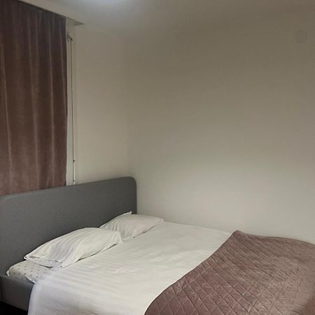 L'Appartement Du Pere Noel جنيفا المظهر الخارجي الصورة